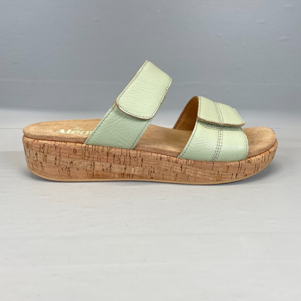 Alegria Mena Wedge Sandals Womens Size 38 US 8 Mint Green Leather Comfort Shoes